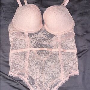 Forever 21 Lace Bodysuit in Light Pink